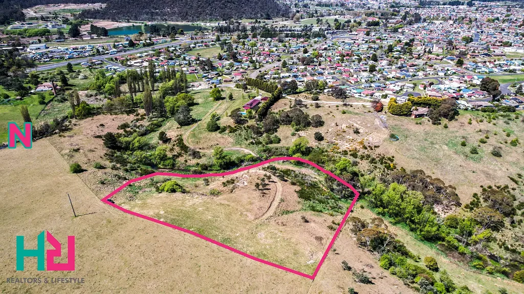 Lithgow 5 Acres of Prime Lithgow Land – Creek Frontage & Stunning Views!