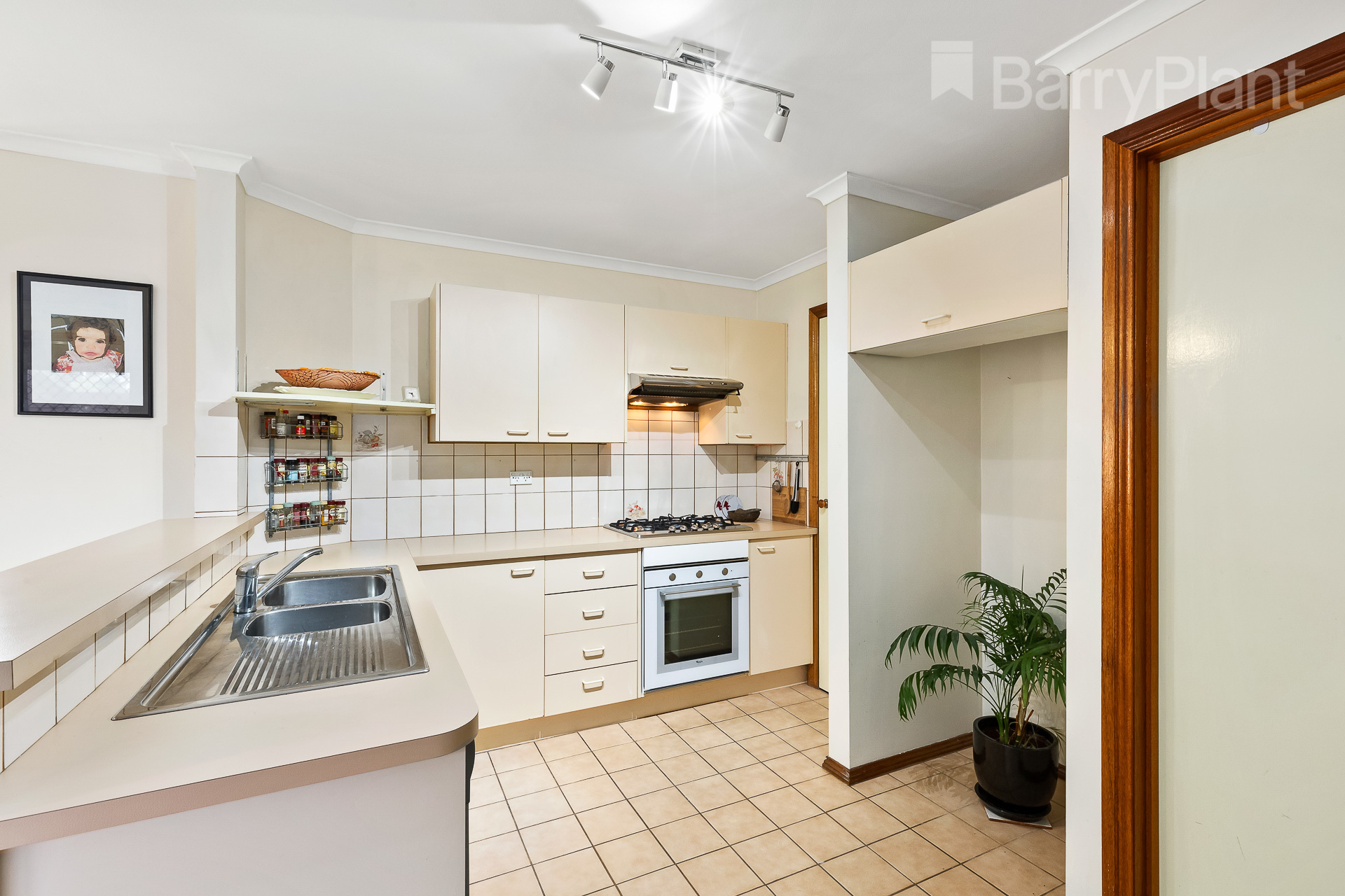 UNIT 22 129 HARDING ST, COBURG VIC 3058, 0房, 0浴, Townhouse