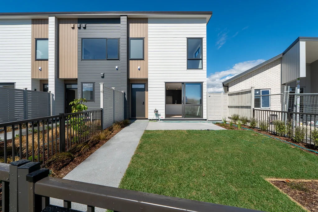 Conifer Grove 3 Bedroom 3 Bed 2 Car Pad New Build - Waiata Shores