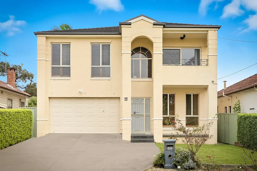 Spacious Family Home in Prime Ermington Location