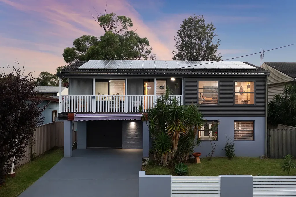 98 Cams Boulevard, Summerland Point, NSW 2259