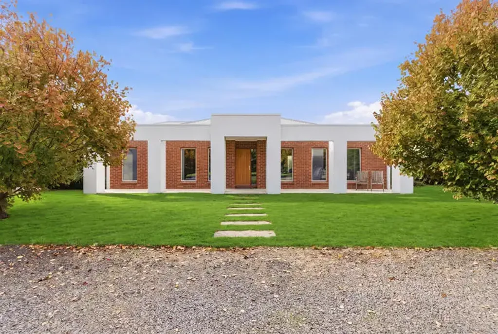 42 Cilmery Crescent, Woodford, VIC 3281