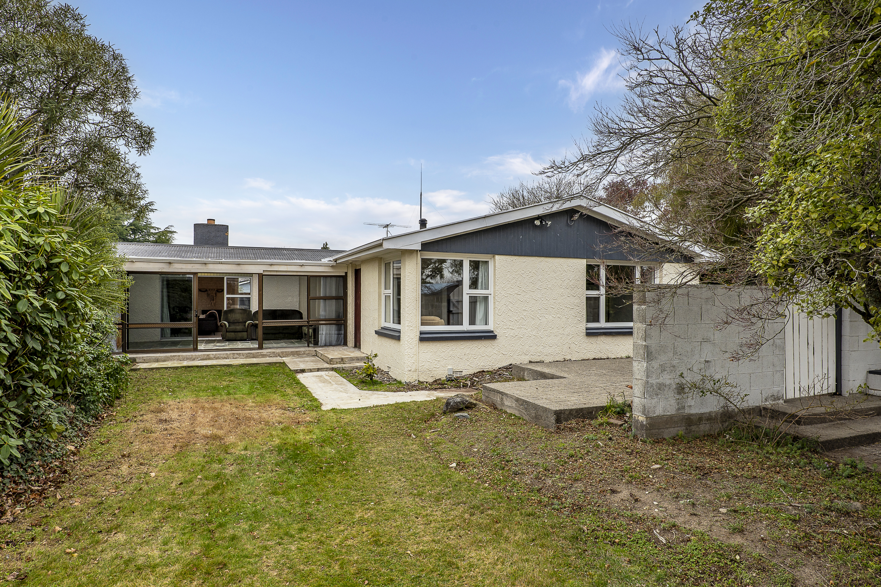 10 Longden Street, Darfield