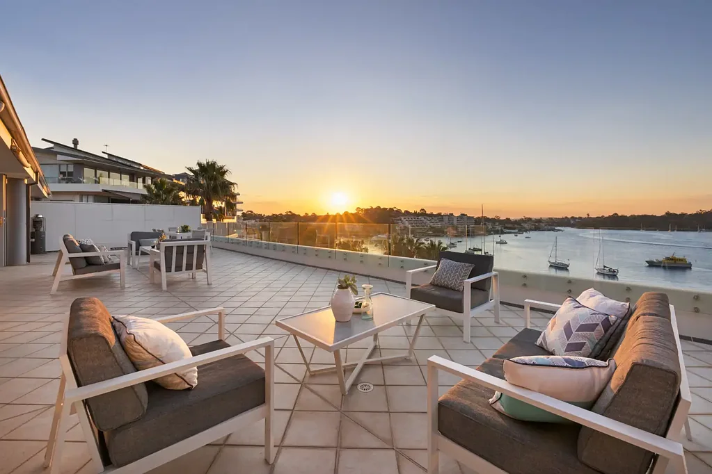 Prestigious waterfront penthouse filled with light, luxury and breathtaking northern views