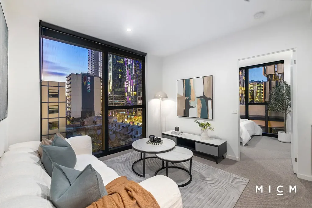 Melbourne 2ห้องนอน Ultimate CBD Sensation with Northeast-Facing Excellence