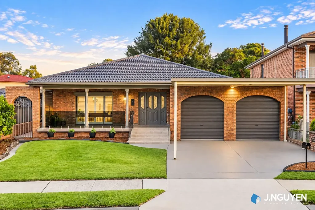 Fairfield West 3कमरा Spectacular Single Level, Stunning Renovations & Exceptional Space