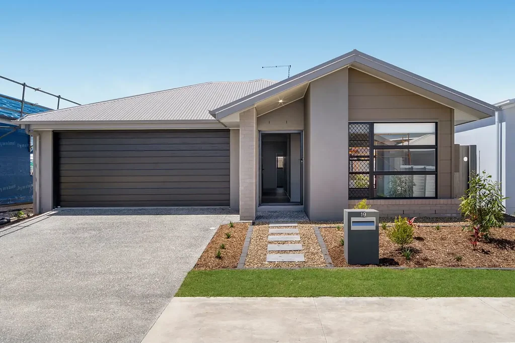 Modern Family Home in the Heart of Aura – 4 Bed, 2 Bath, 2 Car + Solar + Ducted Air