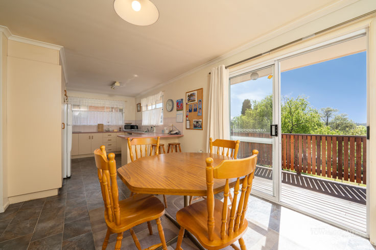 73 GLEN INNES RD, ARMIDALE NSW 2350, 0 Schlafzimmer, 0 Badezimmer, House