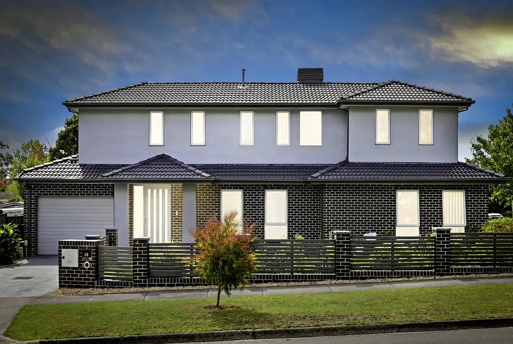 Wantirna 4房 近新蒙特康家园 400㎡占地 27㎡宽敞空间 双主卧带套 现代厨房设计 温馨橡木地板 优质学区房 家人共享天地 Perfectly suited for the family