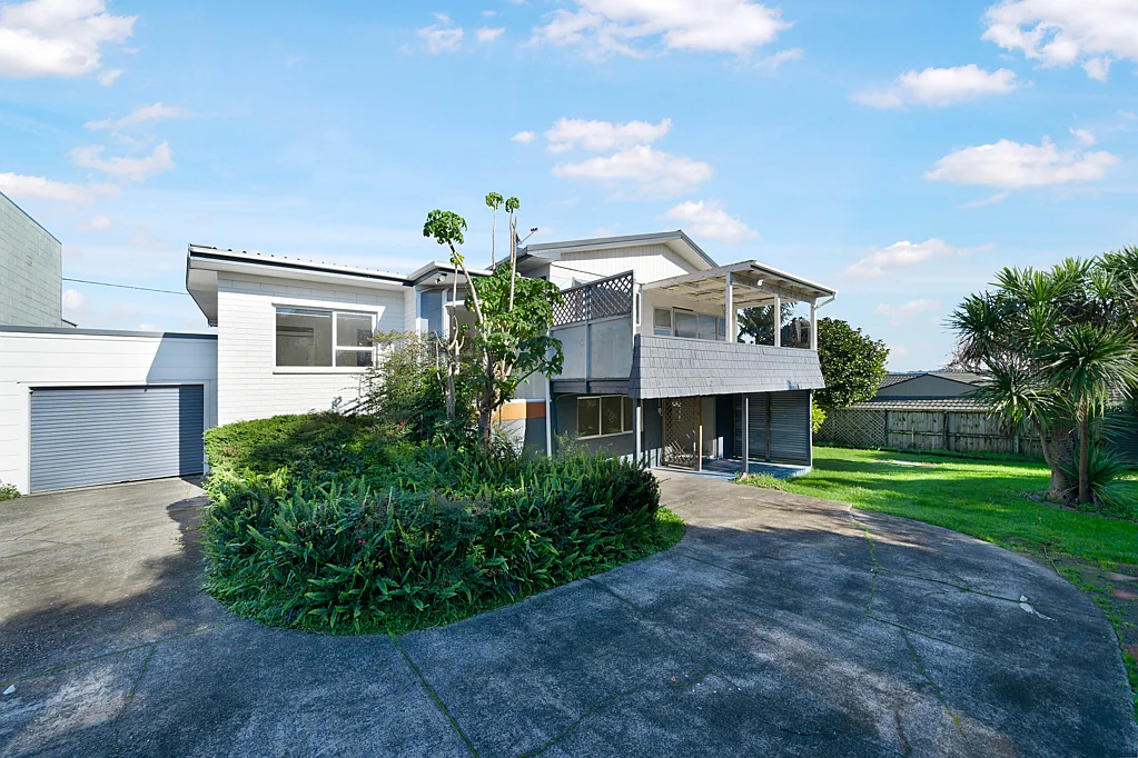 3A Hillary Heights Ave, Glendene, Waitakere City, Auckland