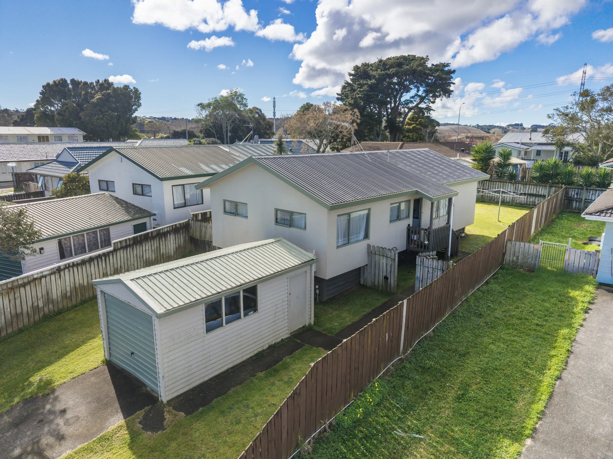 Randwick Park 3 Bedroom Family Friendly, Modern Living