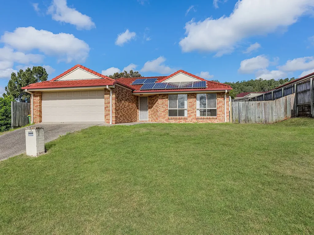 Redbank Plains 4બેડરૂમ Comfortable Living in a Prime Redbank Plains Location