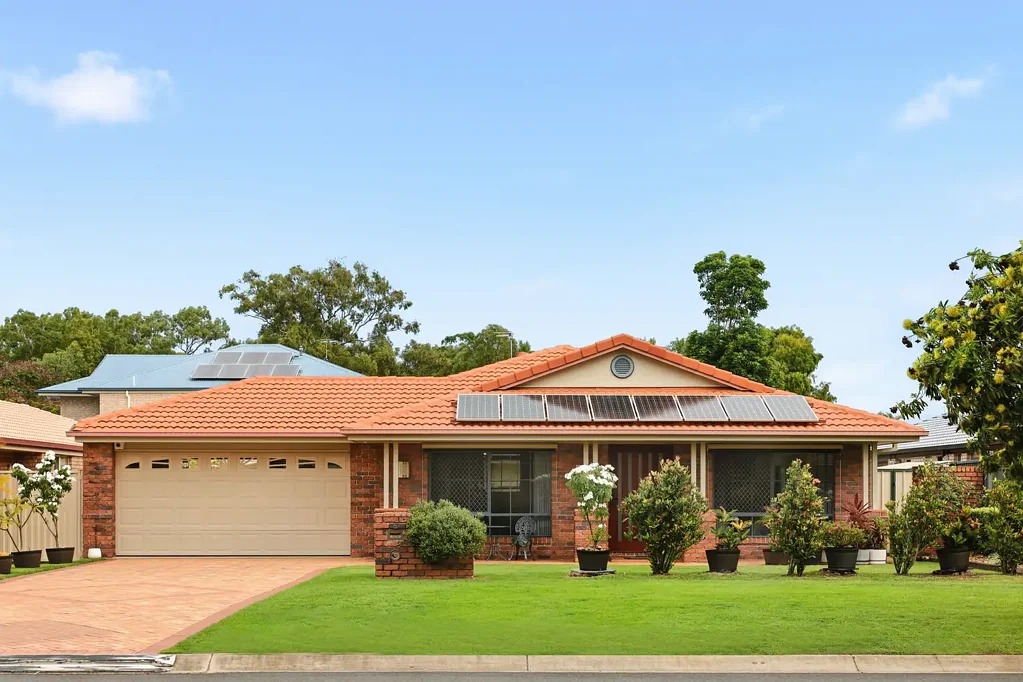 5 Walter Street, Redcliffe, QLD 4020