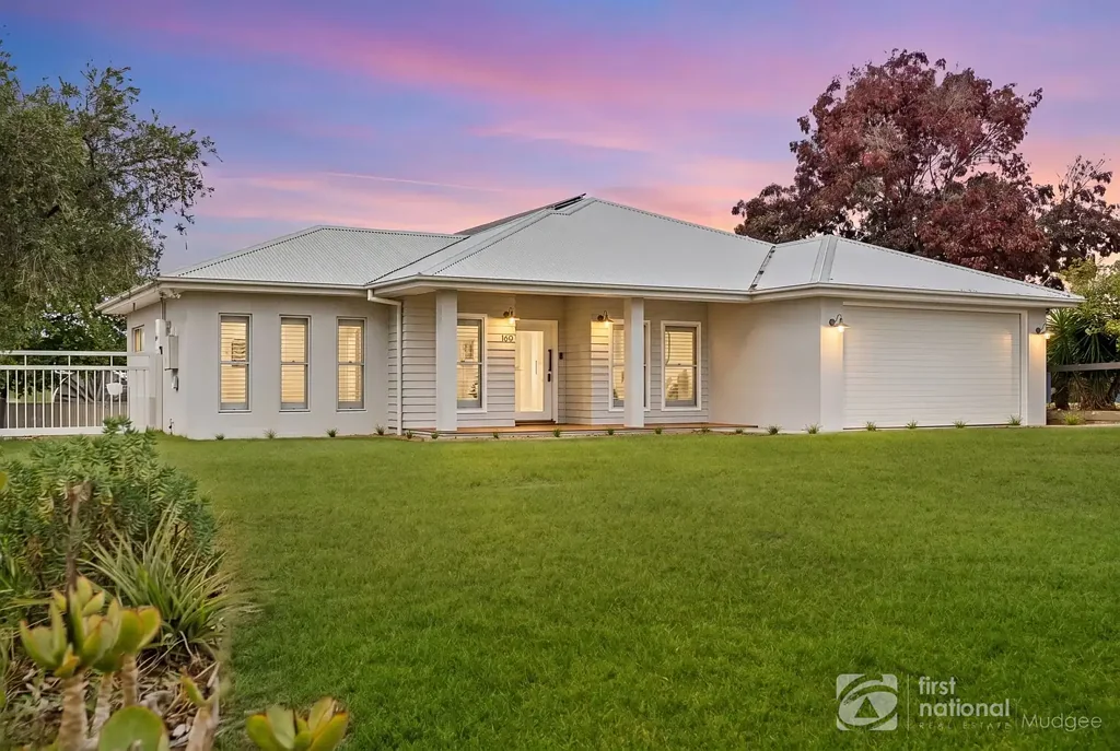 Mudgee 5房  LUXURY LIVING WITH A WELCOME TOUCH