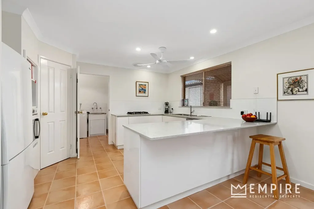 1/7 Marmand Court, Coogee, WA 6166