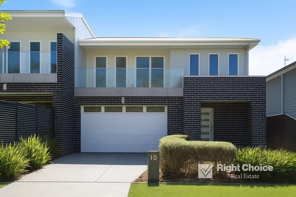 Albion Park 4ਬੈੱਡਰੂਮ Modern Four-Bedroom Duplex with Parkland Views