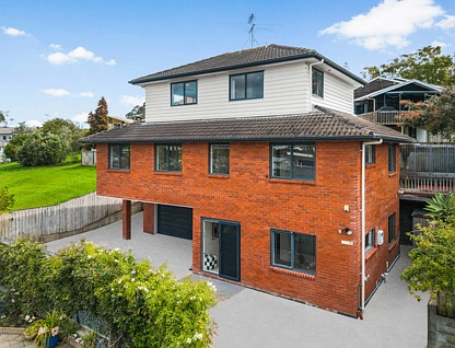 2/25 Keldale Place, Forrest Hill, North Shore City, 5 ਕਮਰੇ, 3 ਬਾਥਰੂਮ, House