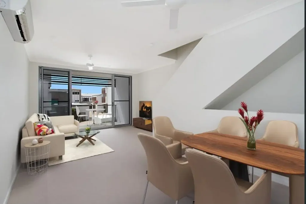 Spacious Three Story Townhouse!