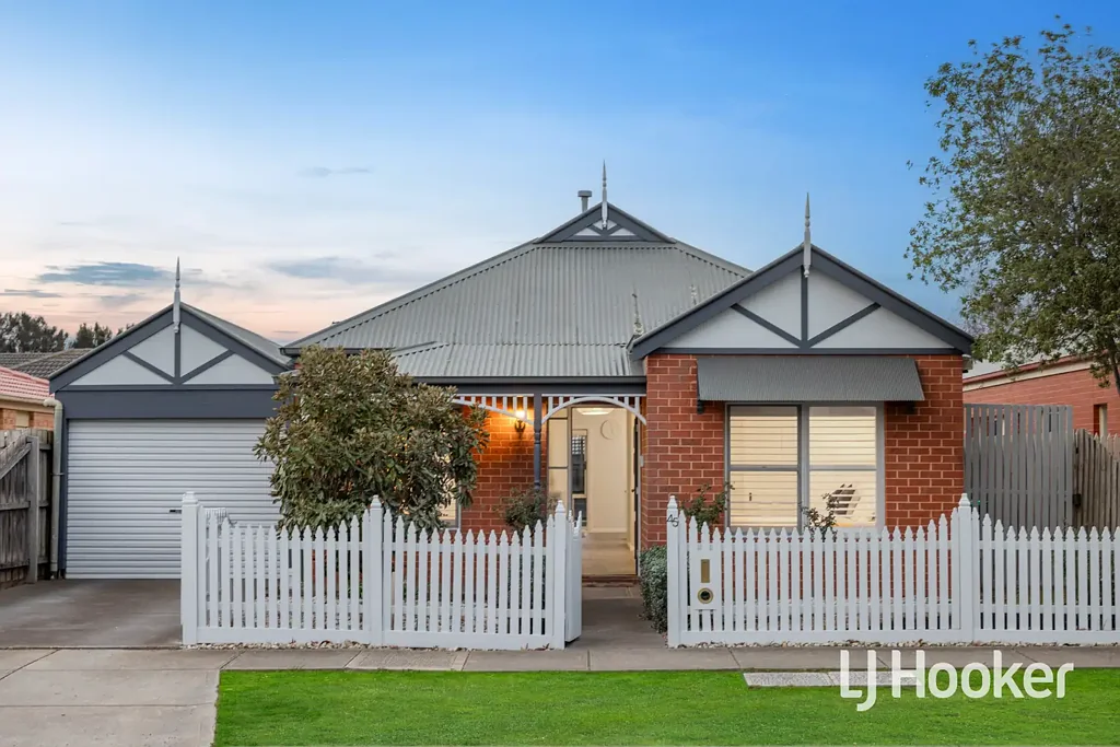 45 Lancaster Drive, Point Cook, VIC 3030