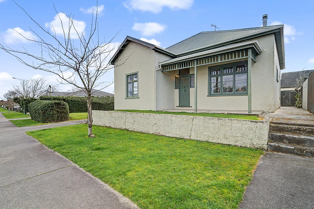 Gladstone 3 Bedroom Opportunity Knocks