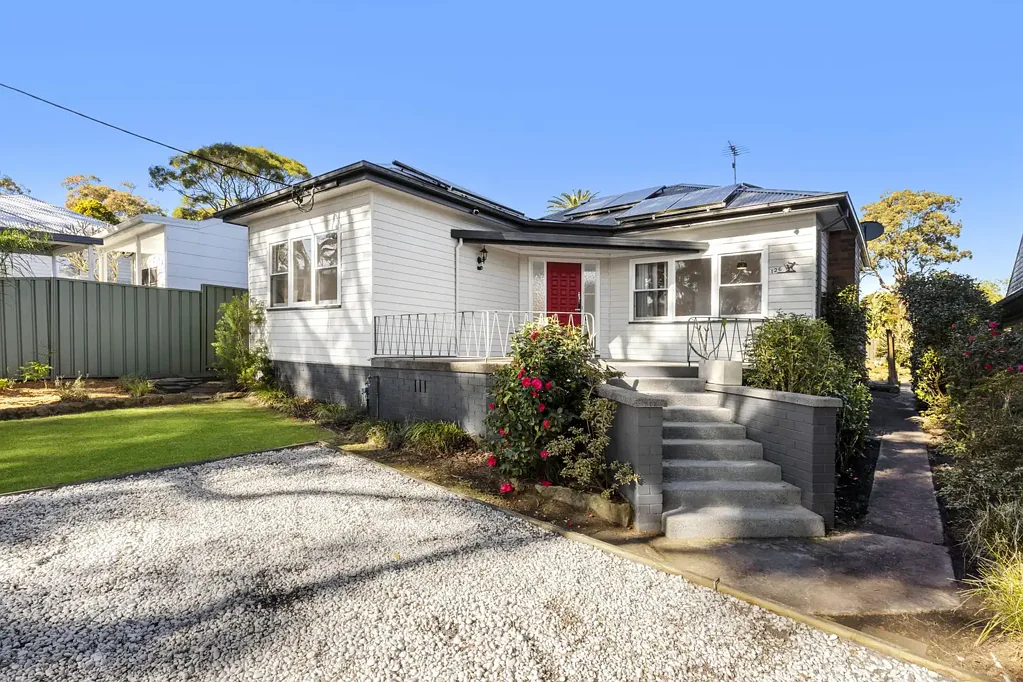 Sutherland 3Phòng ngủ Charming Single-Level Living & Future Potential