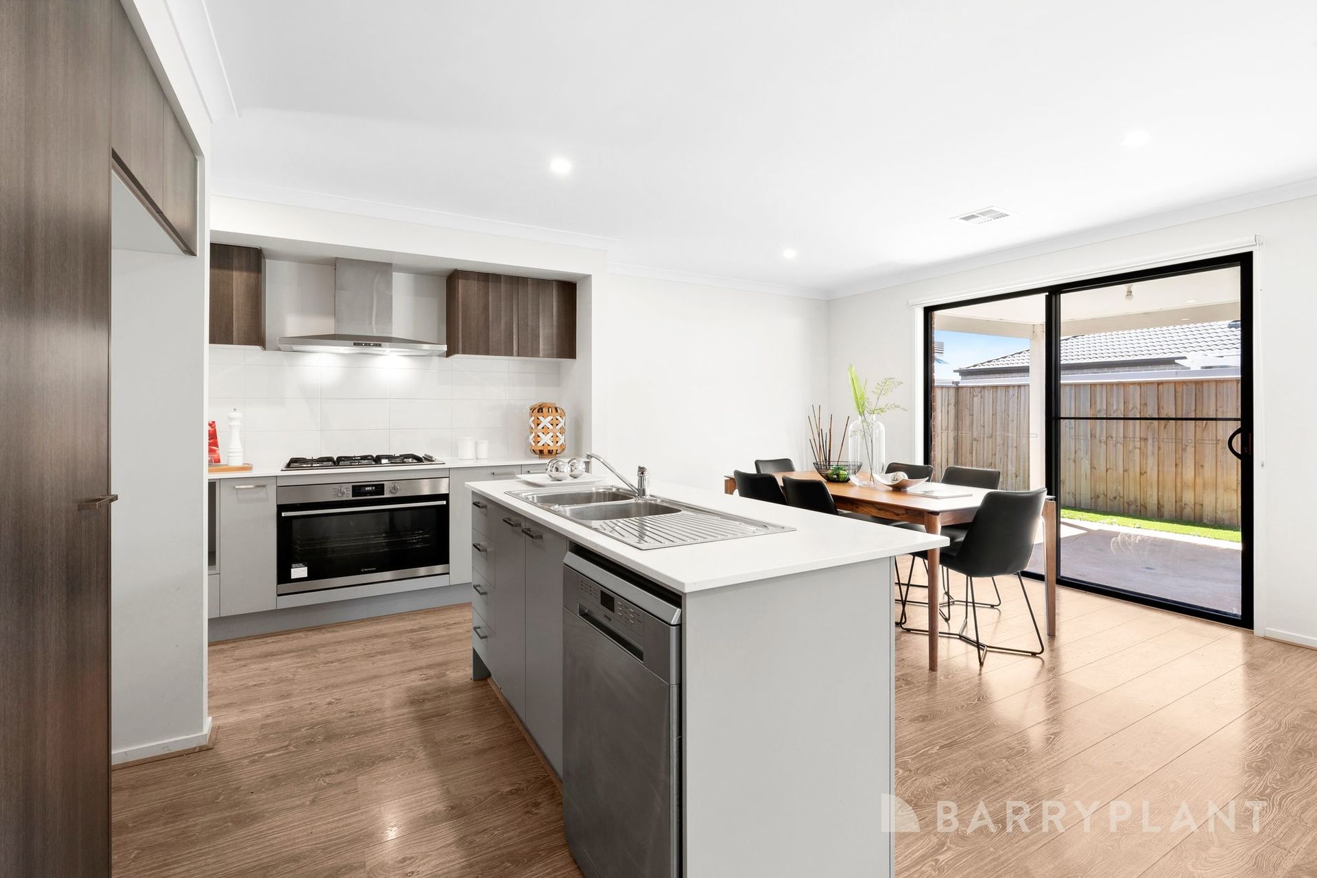 47 SADIE AV, THORNHILL PARK VIC 3335, 0房, 0浴, House