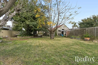 Morley 3房  Good bones and brilliant block equals R25 opportunities for dreamers & renovators