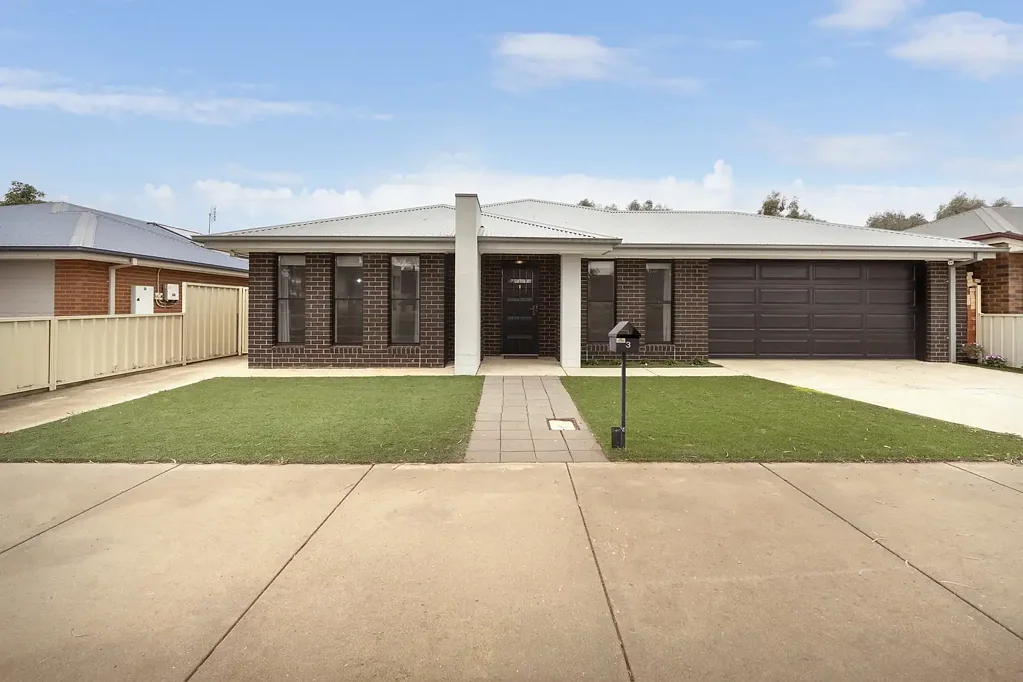 Swan Hill 4房  Spacious Family Living in a Low-Maintenance Setting