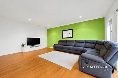 8/66 Hallam Road, Hampton Park, VIC 3976, 3 Kuwarto, 2 Banyo, House
