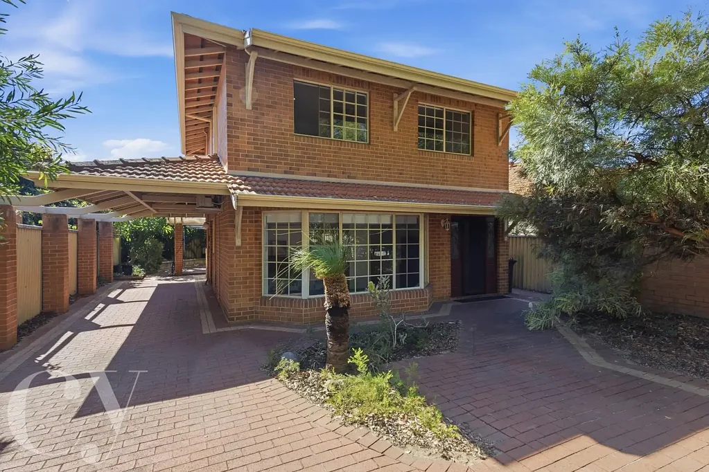 South Perth 3房  Your Private South Perth Sanctuary Awaits