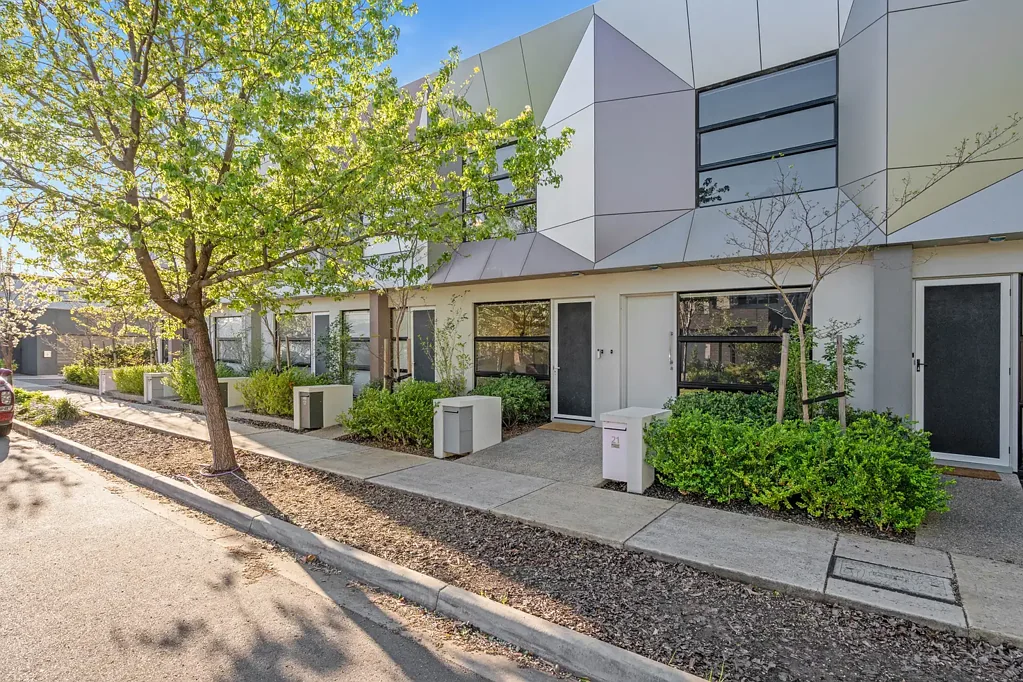 19 Masterdale Court, St Clair, SA 5011