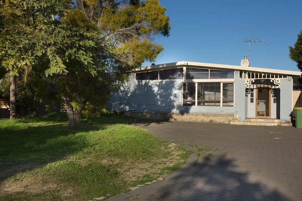 Gosnells 3침실 Charming Character Home in a Quiet Cul-De-Sac! (No Strata)