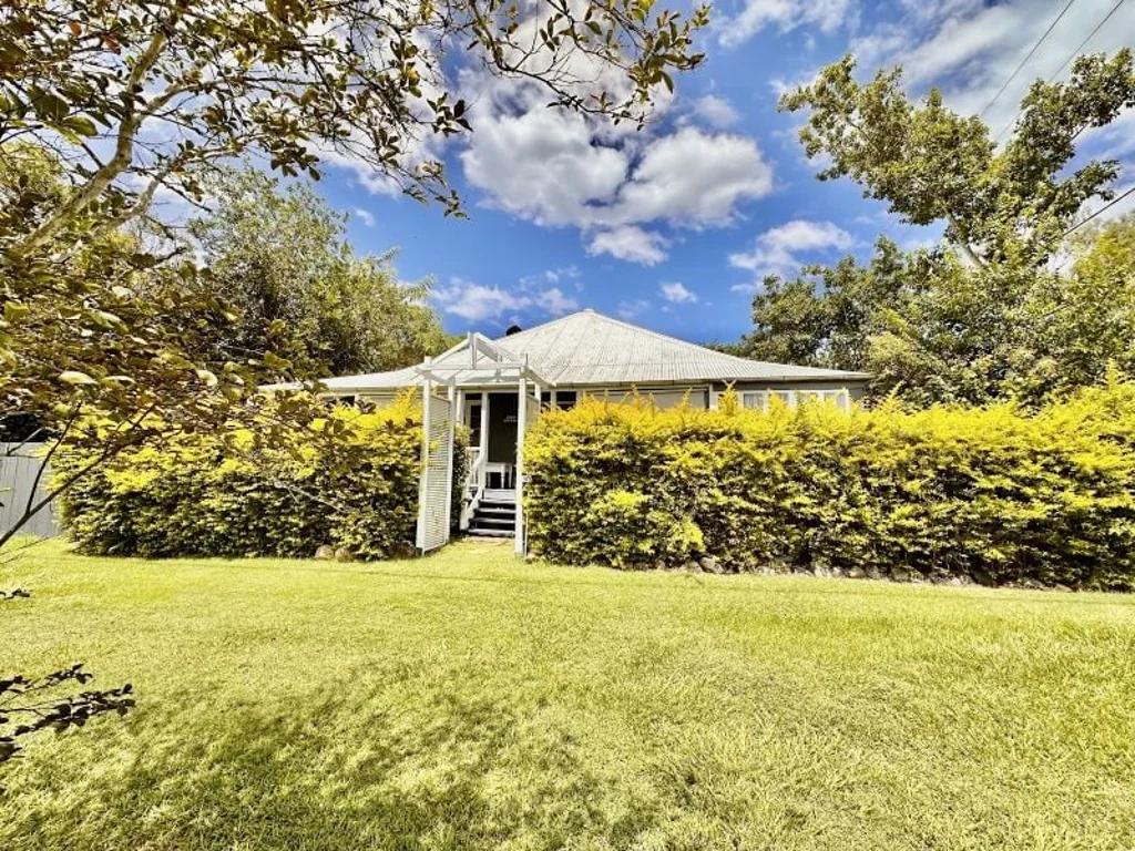 50 Middle Street, Esk, QLD 4312