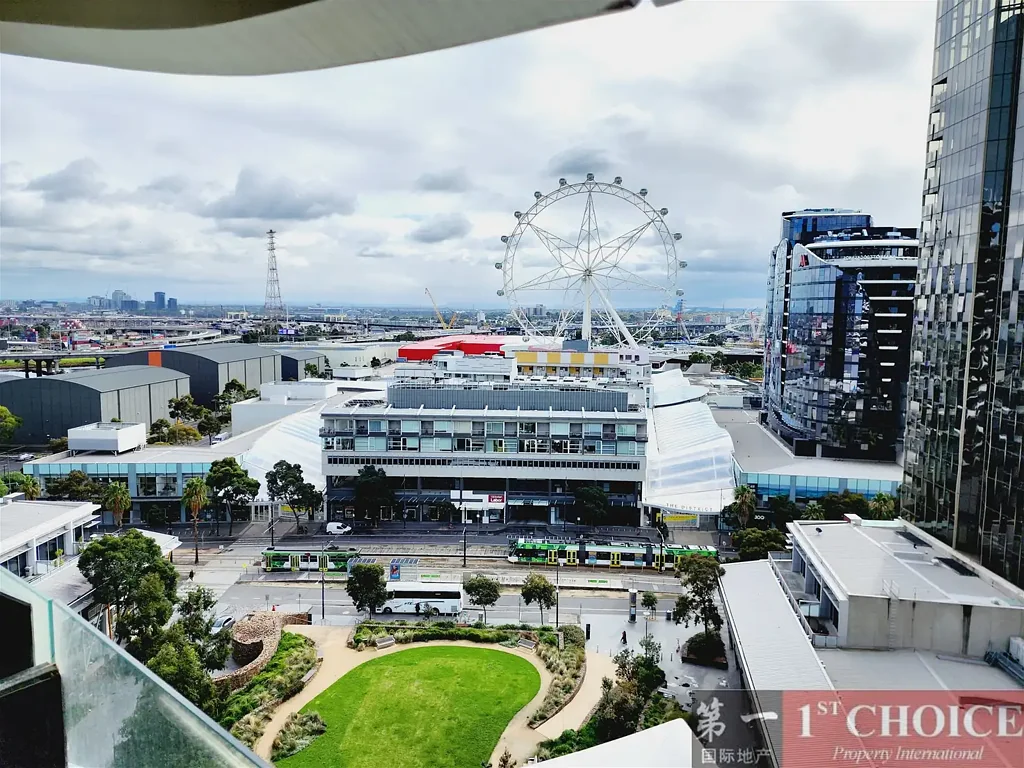 FULLY FURNISHED Banksia Docklands Beautiful 2 Beds 2 bathrooms 1 car space