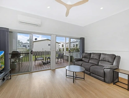 107/2 Macleay Drive, Halekulani, Central Coast, 2 कमरे, 2 बाथरूम, House