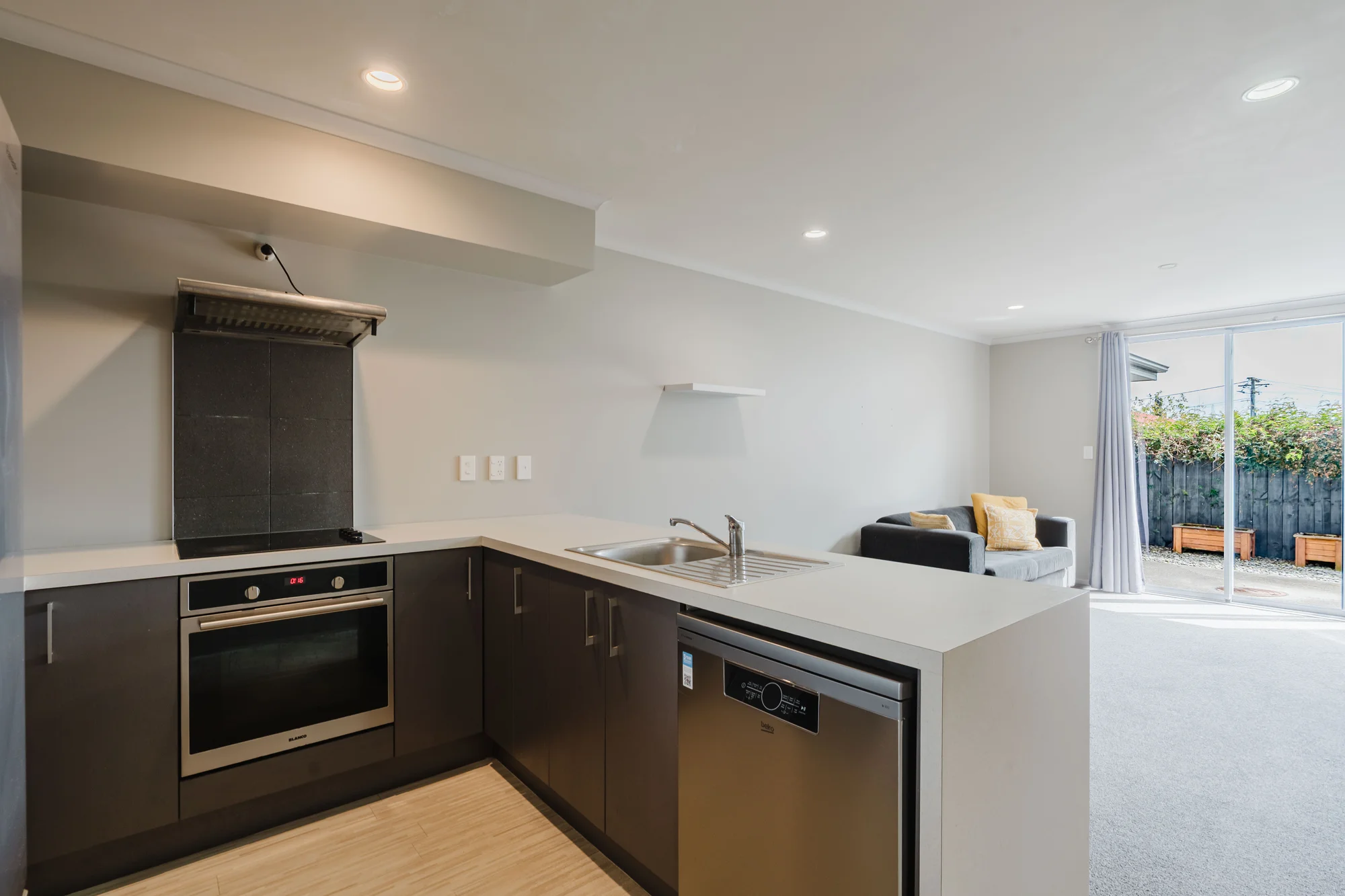Hamilton East 2غرفة نوم Entry level - Ownership Opportunity