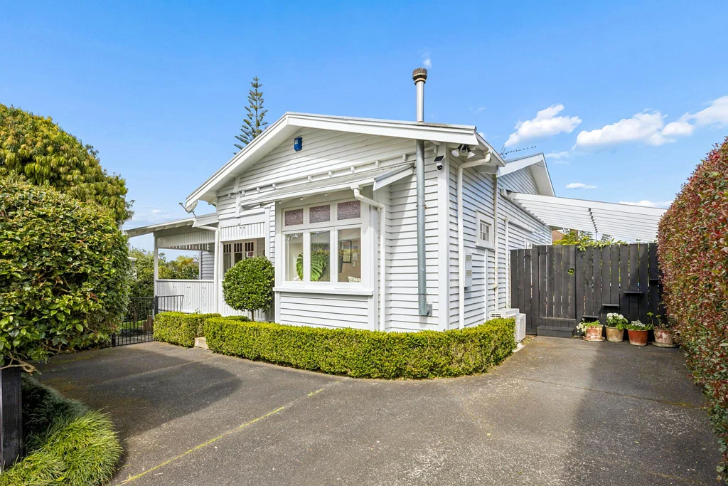 Mount Albert 3Moenga Character, Charm & Versatility