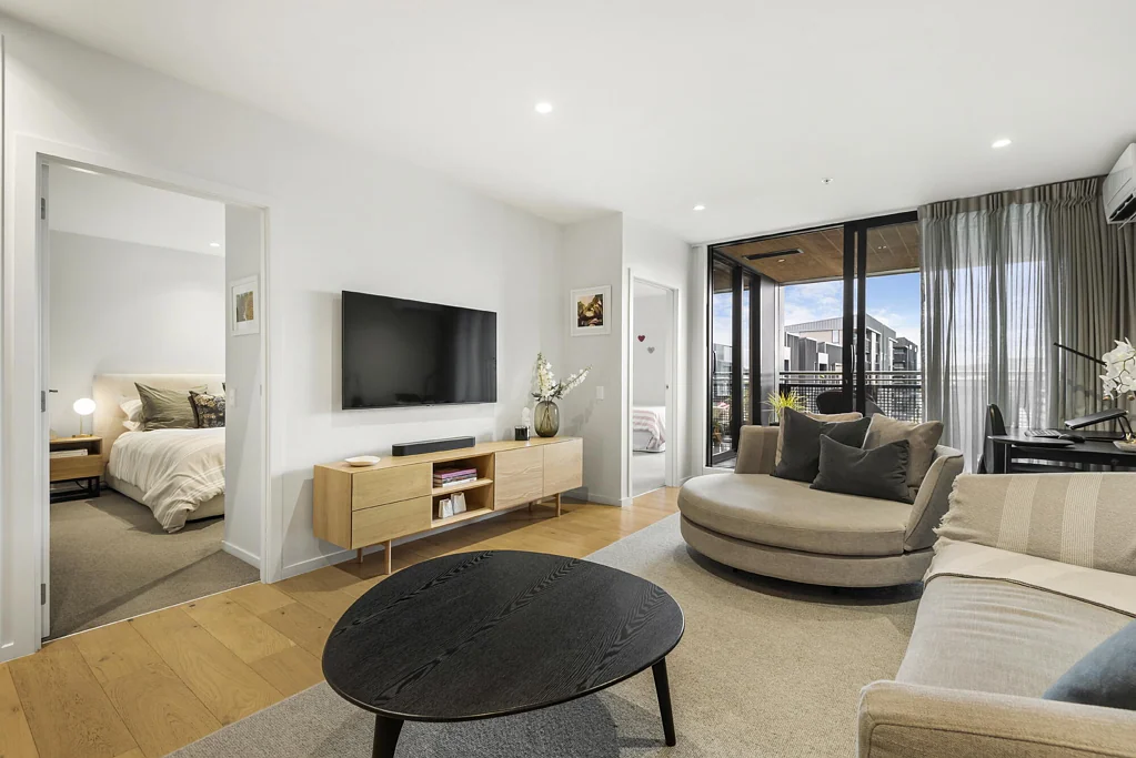 Onehunga 2 Bedroom Affordable at the Top