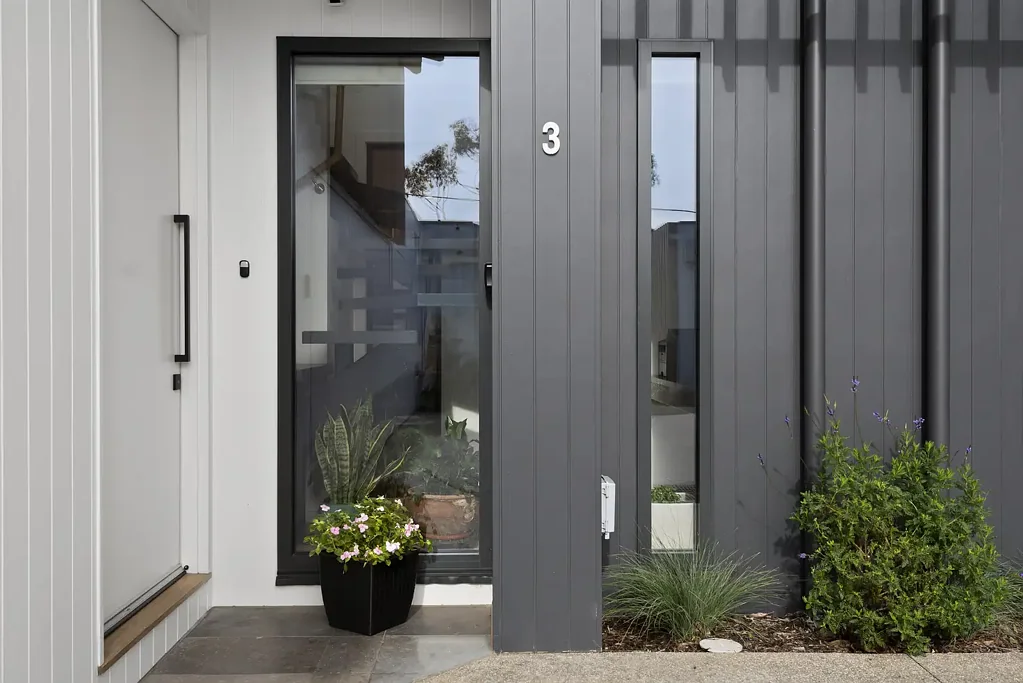 Luxury, Location & Lifestyle – Walk to The Terrace