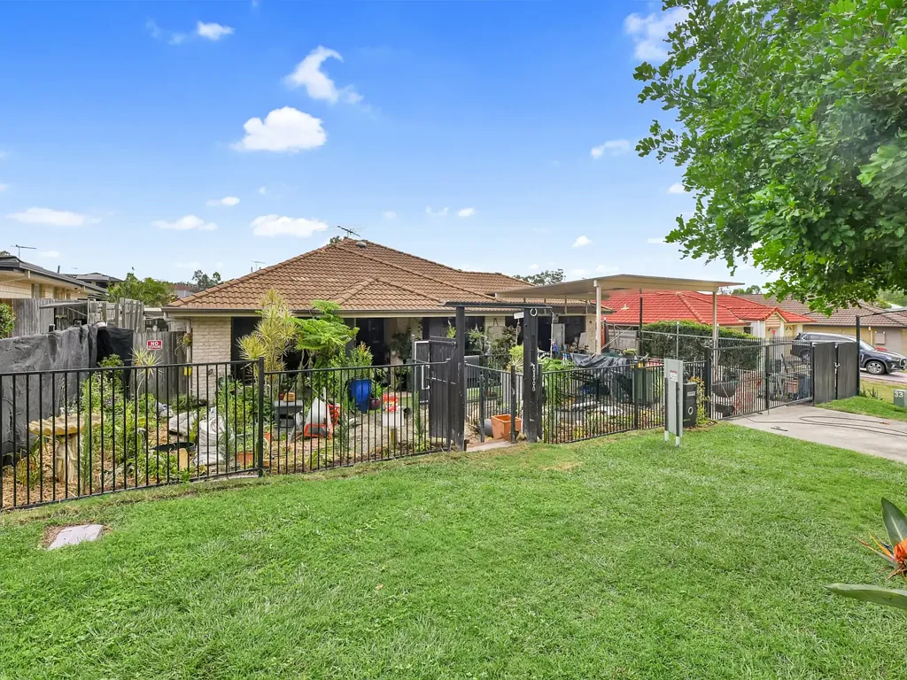 Flagstone 4ਬੈੱਡਰੂਮ Spacious, Energy Efficient Family Home in a Quiet Crescent – Walk to Schoo