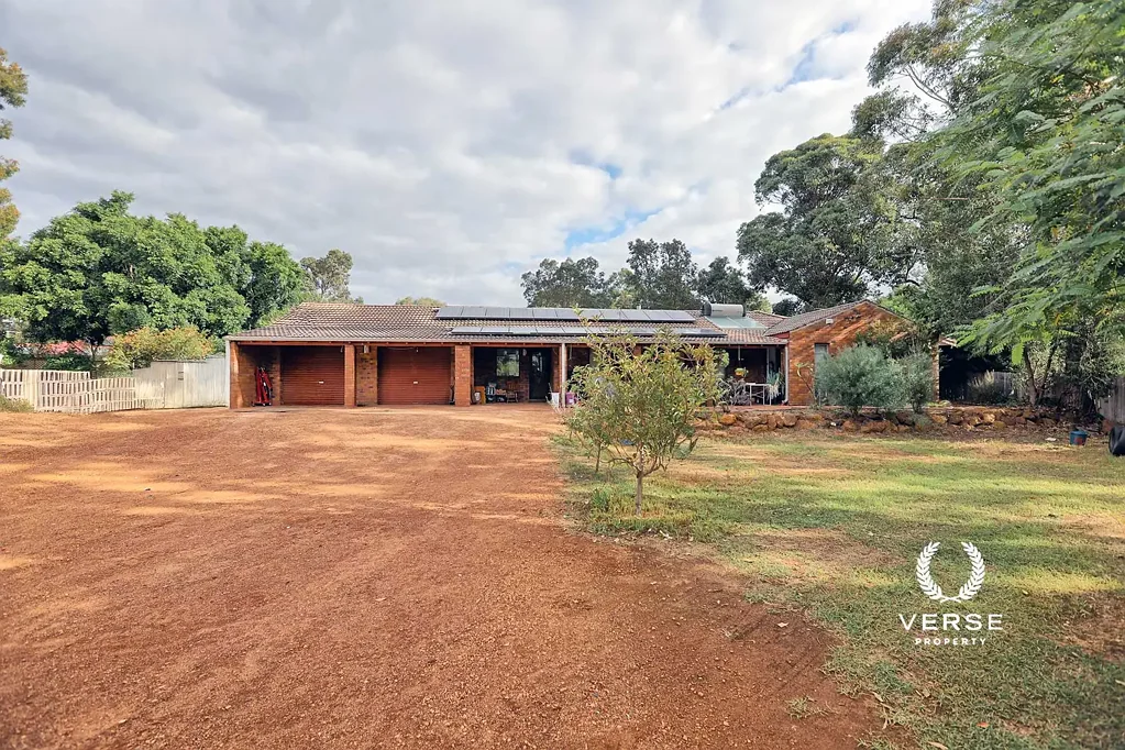 56 Kathleen Road, Lesmurdie, WA 6076