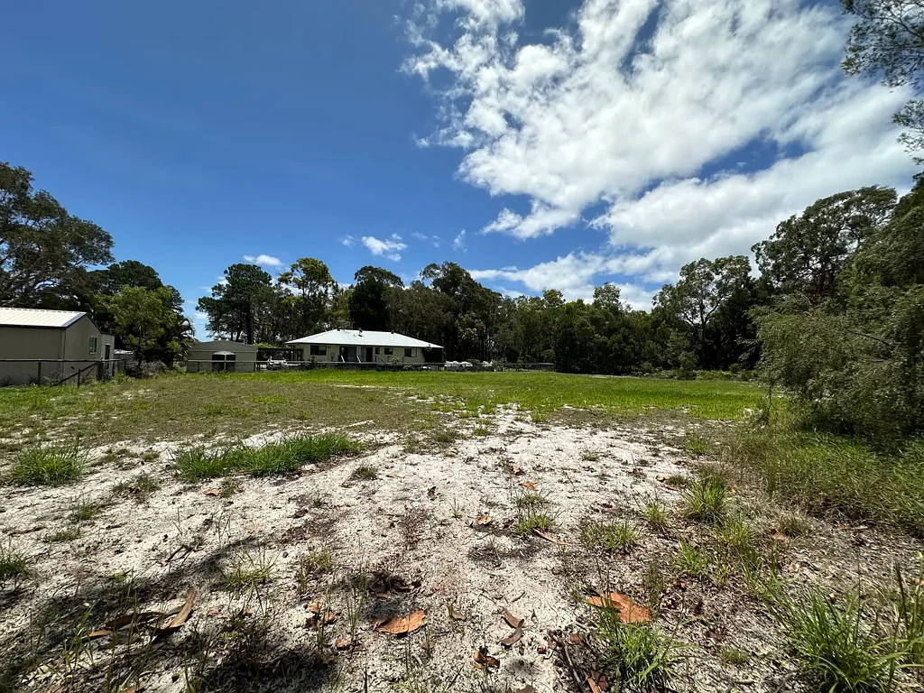 18-20 Kestrel Street, Macleay Island, QLD 4184