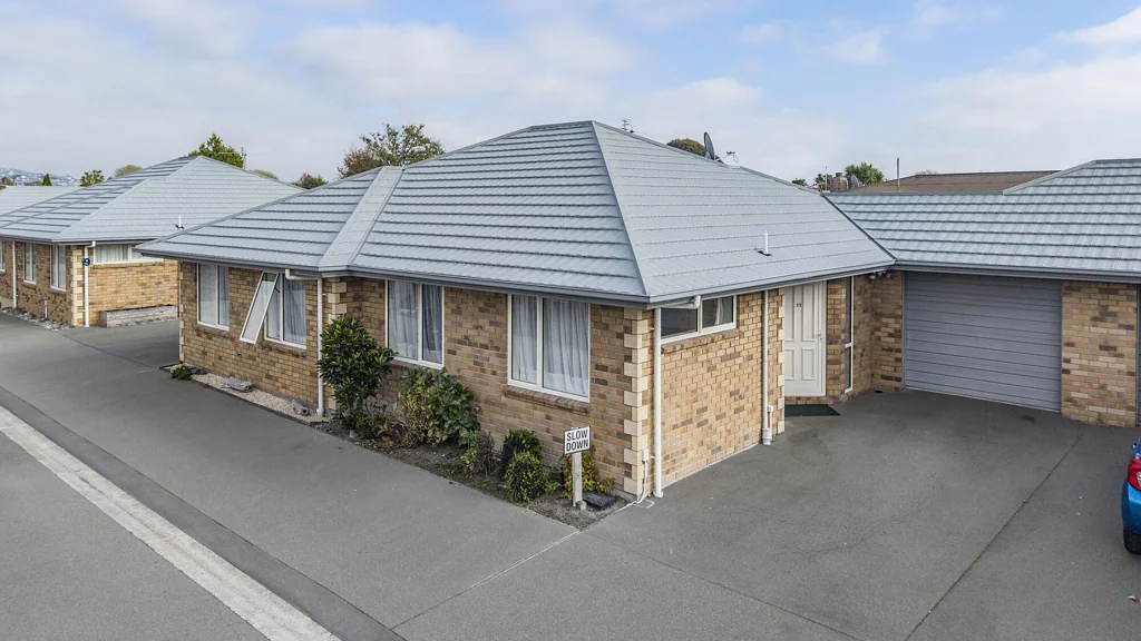Woolston 2房  Over 60's on Ferry Road