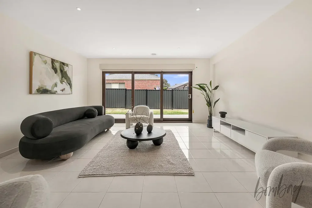 Modern Family Living in the Heart of Craigieburn