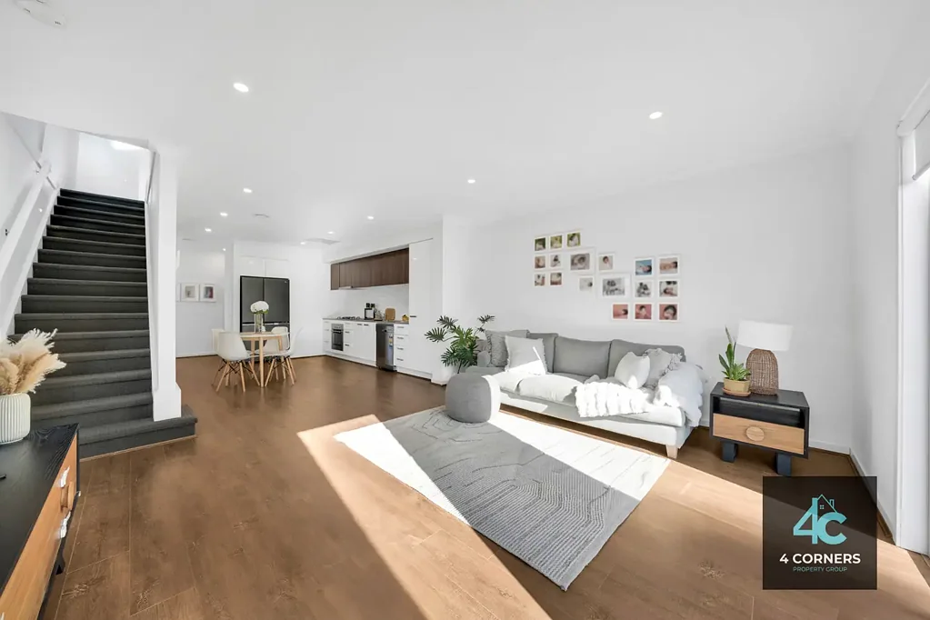 11 Nautical Crescent, Craigieburn, VIC 3064