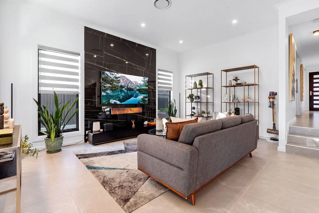 Grand Six-Bedroom Luxury Residence in Prestigious Kellyville
