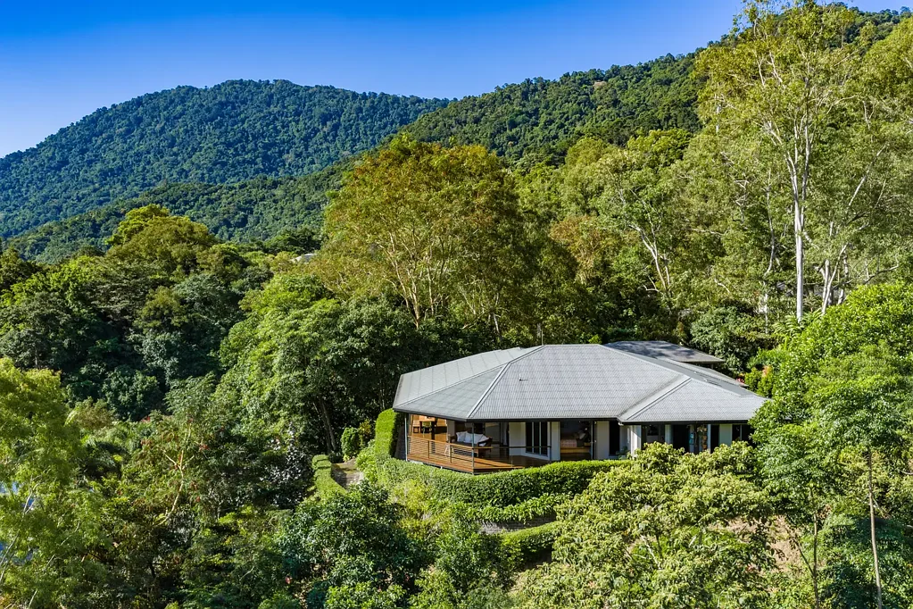 24 Willie Ming Close, Redlynch, QLD 4870