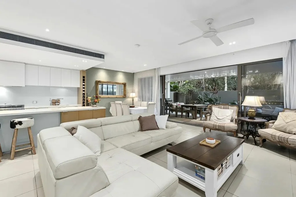 Stunning Beachfront , Fully Furnished Home