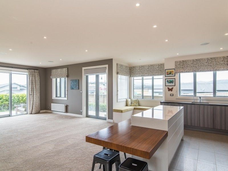 86 Endeavour Drive, Whitby, Porirua, 4房, 2浴