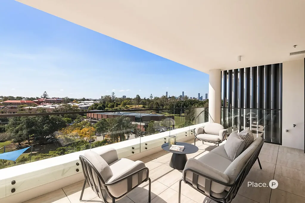 Toowong 3房 尊享三卧景观角邸  parkview露台  豪华主卧  娱乐厨房
健身泳池  市中心近邻  名校医疗环绕  生活便捷
Conrad设计  2025璀璨揭幕 Brand-New North-Facing Apartment with Sweeping City & Park Views